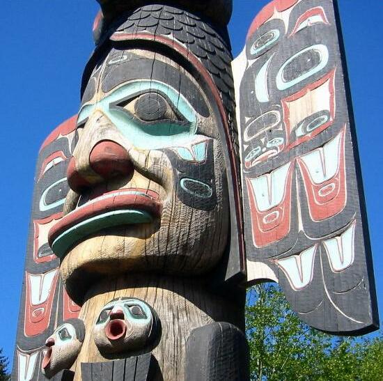 File:Ketchican totem pole 2 stub.jpg