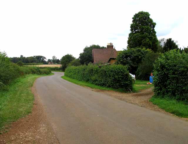 Knipton Road passes Croxton Lodge Cottages - geograph.org.uk - 3350133