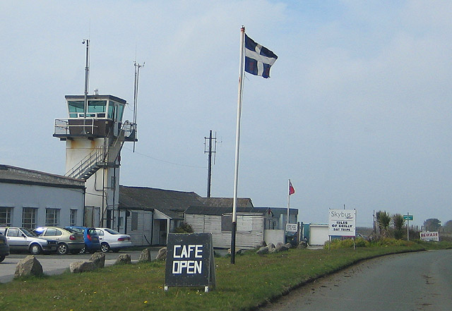 File:Land's End (St Just) Aerodrome control tower - geograph.org.uk - 780619.jpg