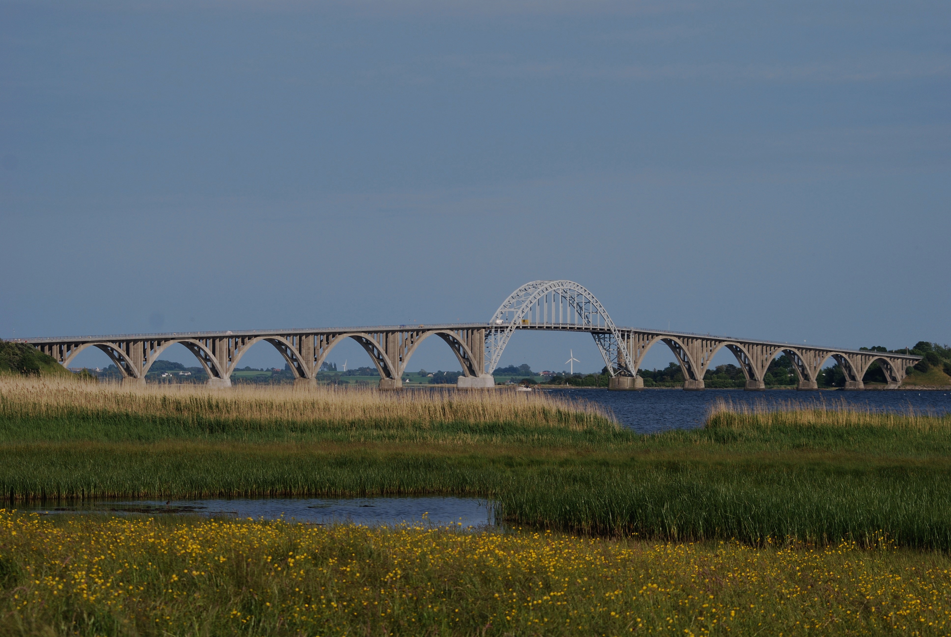 Slikke bøn aborre File:Mønbroen.1.JPG - Wikimedia Commons