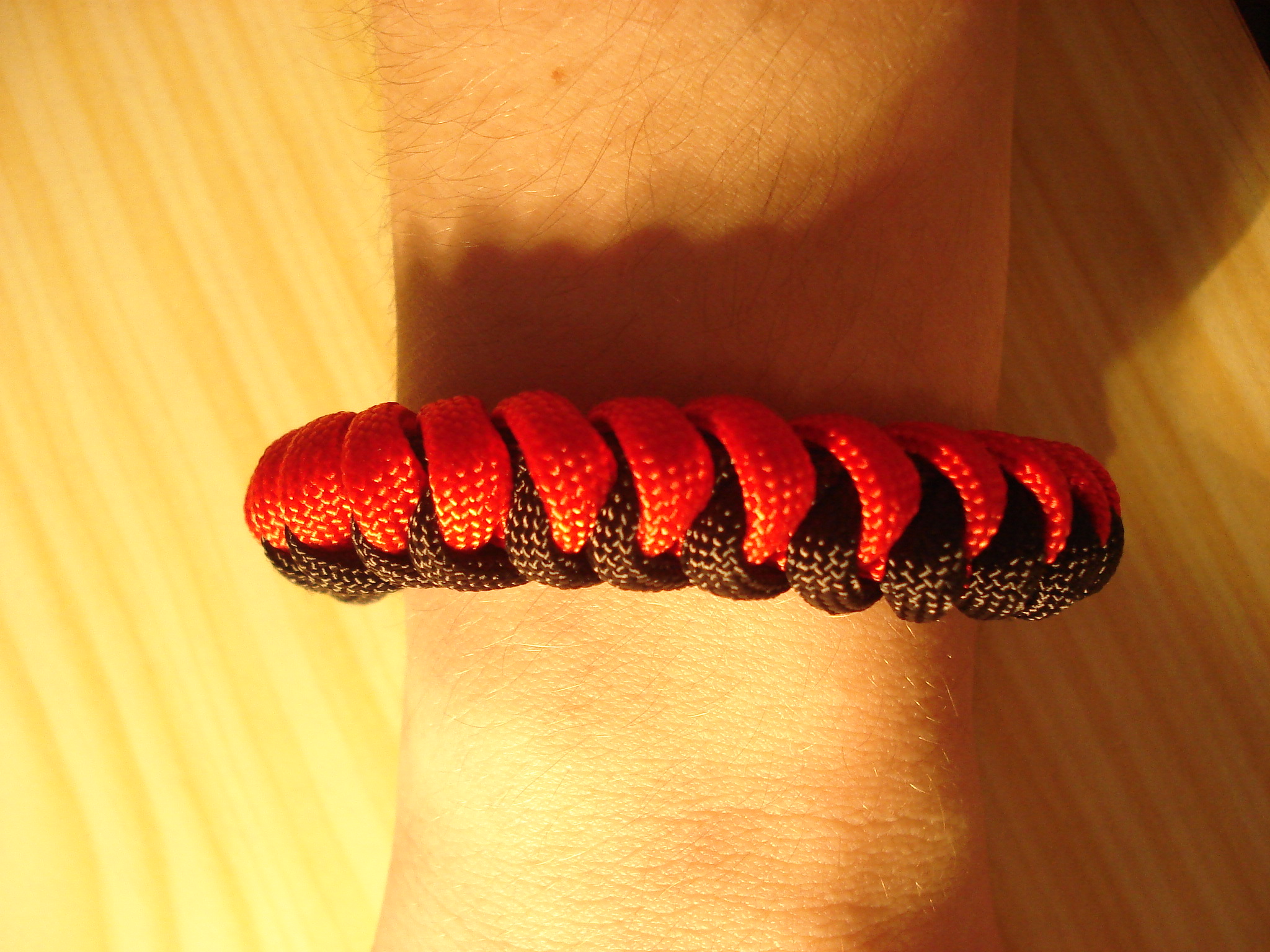 Mousqueton double boule paracord