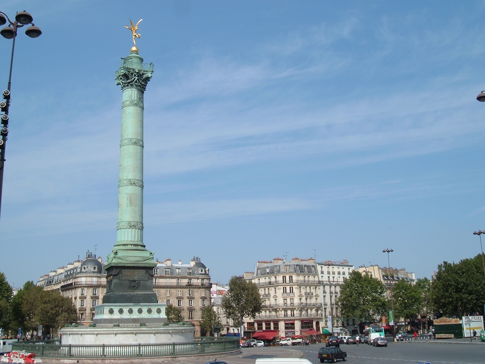 площадь бастилии в париже