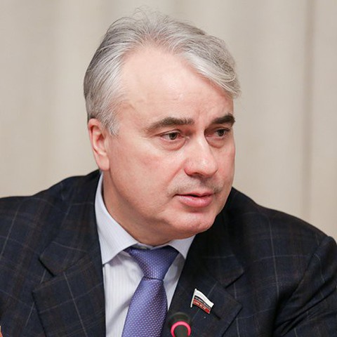 File:Pavel Zavalny.jpg