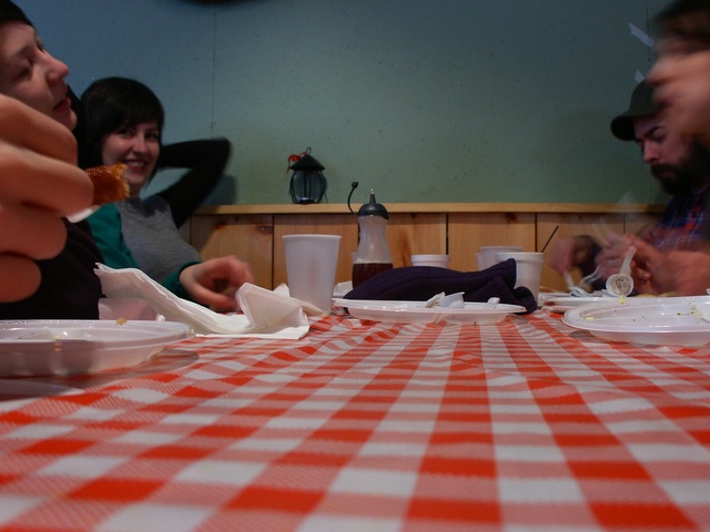 File:Red & white Tablecloth.jpg