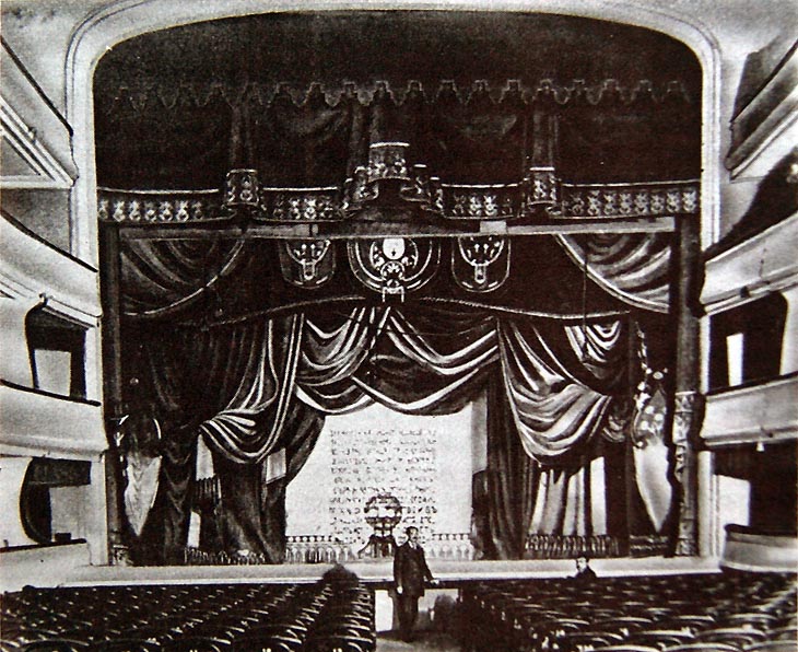 File:Theatre of Tagiyev in Baku in 1900s (2).jpg