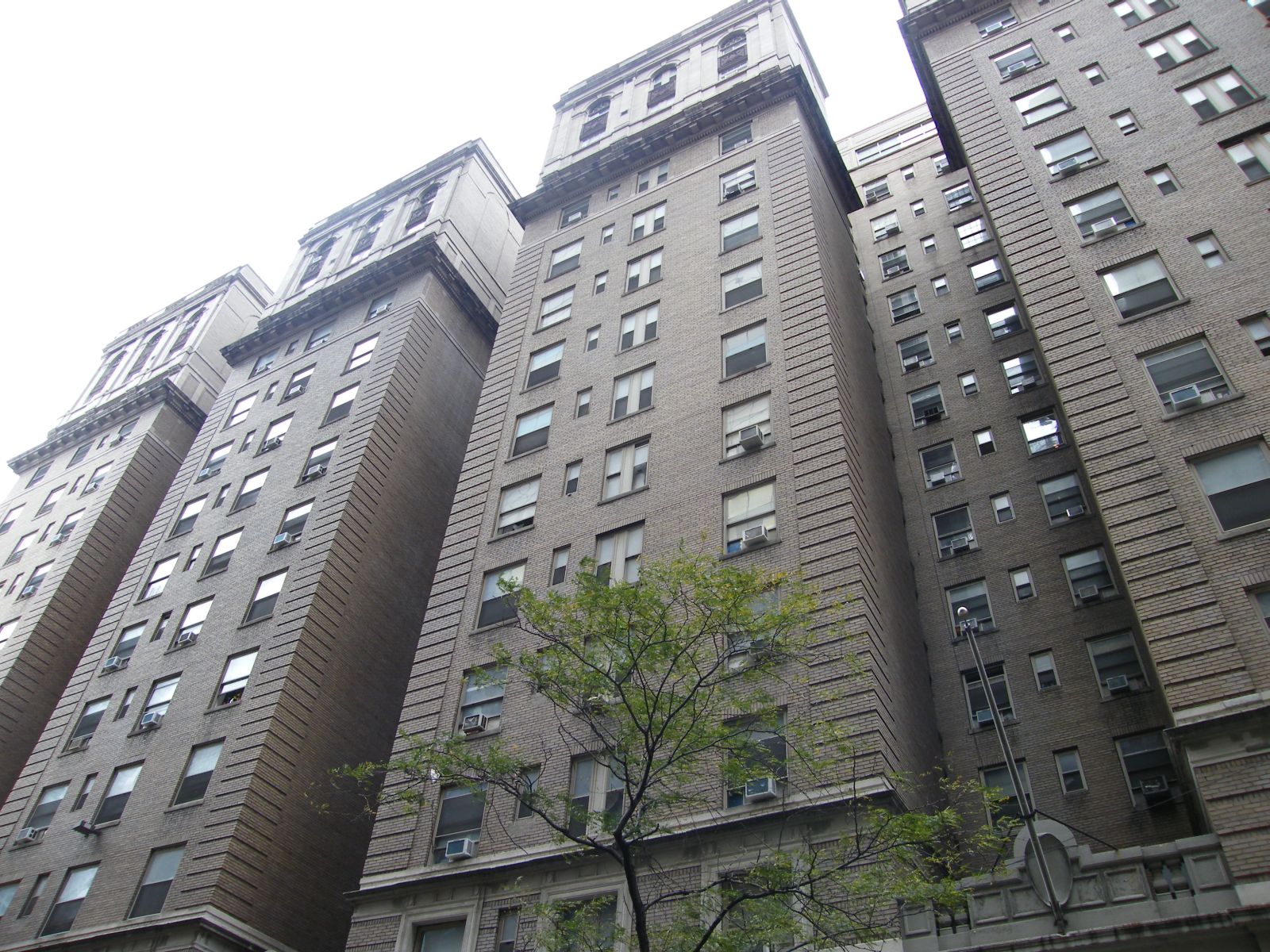 Times Square Hotels  The Manhattan Hotel at Times Square