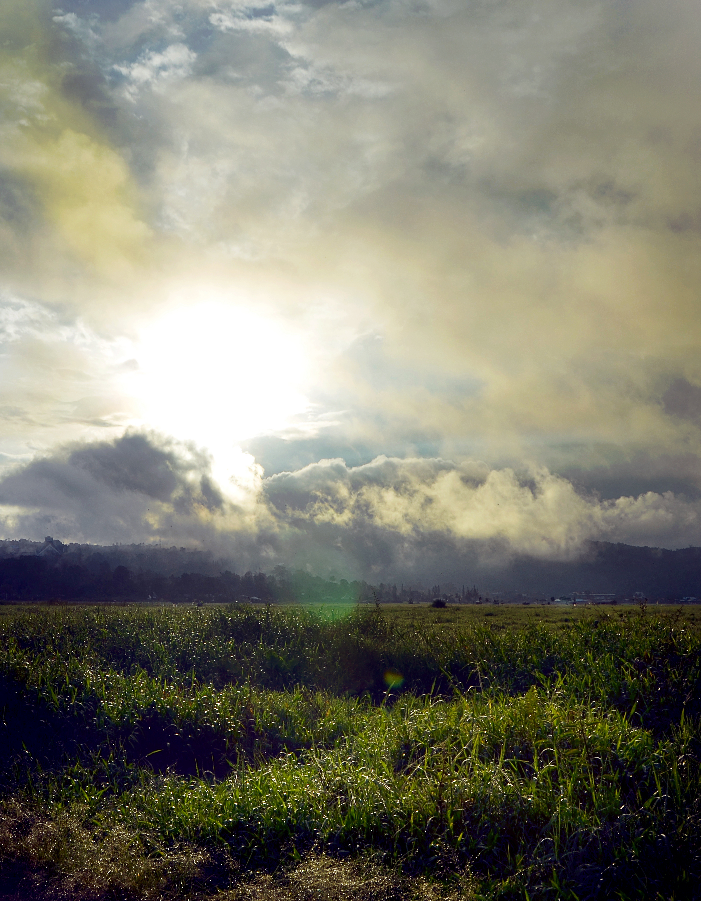 File A Partly Cloudy Day Jpg Wikimedia Commons