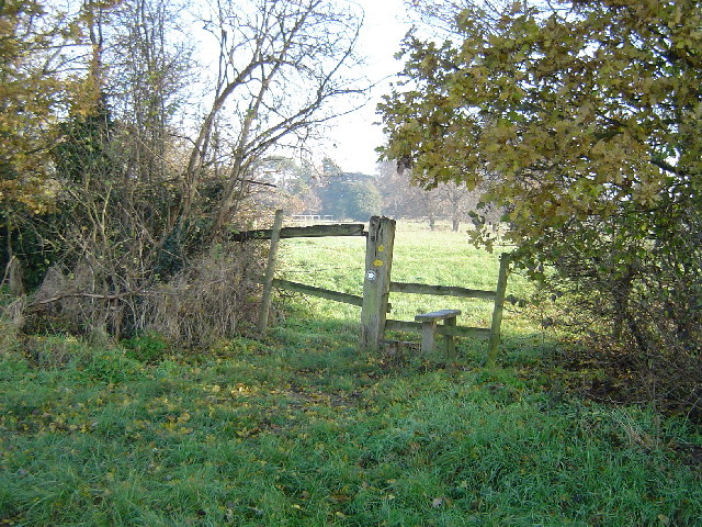 File:Aldenham, A stile - geograph.org.uk - 93980.jpg