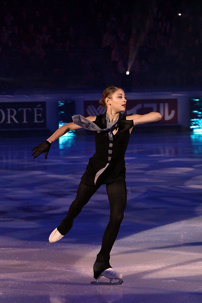 File:Alena Kostornaia at the 2019 Internationaux de France - Gala - 09.jpg