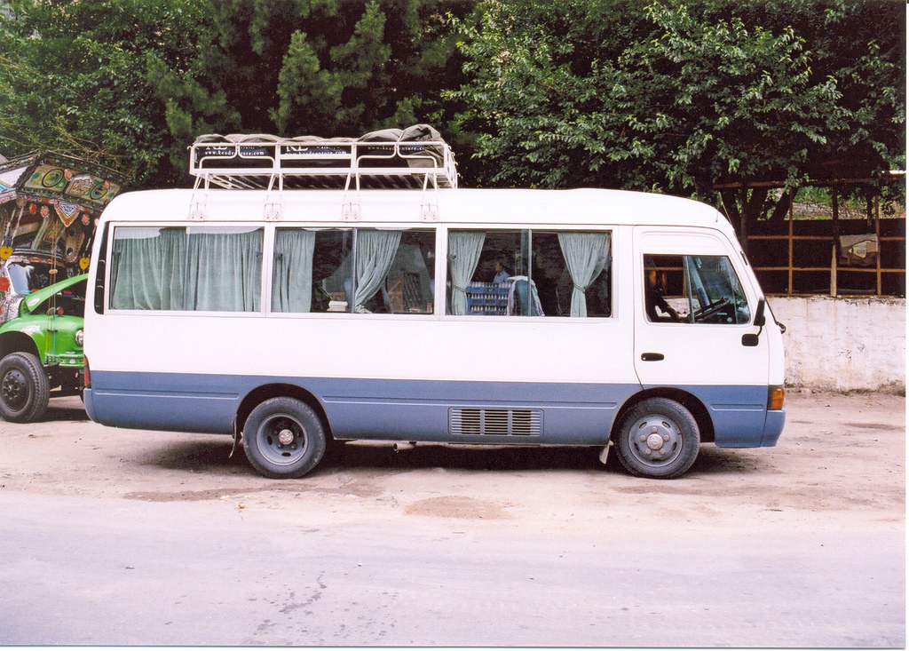 File Bus Pakistan.jpg Wikipedia