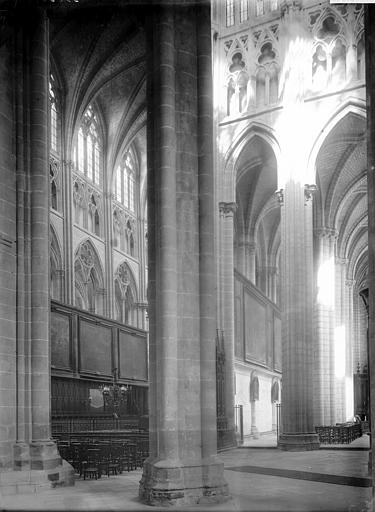File:Cathédrale Saint-Etienne - Vue diagonale - Meaux - Médiathèque de l'architecture et du patrimoine - APMH00035836.jpg