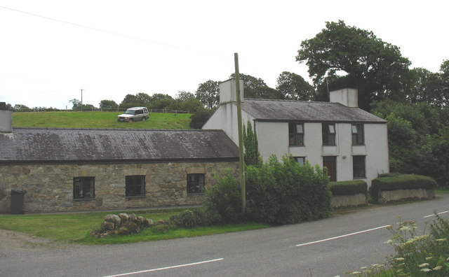 File:Ceint Fawr - geograph.org.uk - 514878.jpg