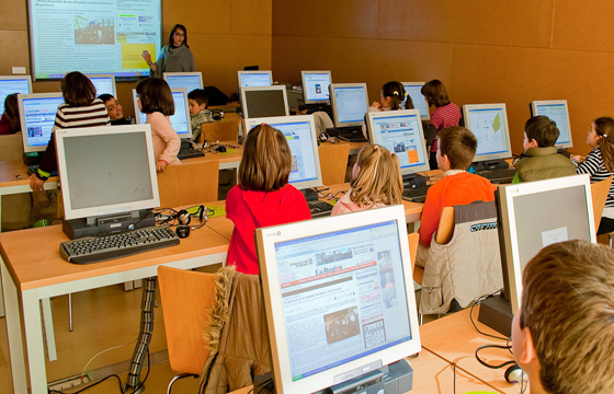 File:Clase informatica.jpg