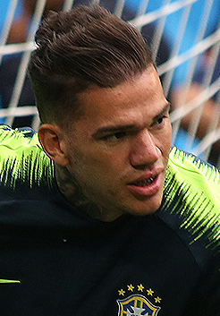 <span class="mw-page-title-main">Ederson (footballer, born 1993)</span> Brazilian footballer