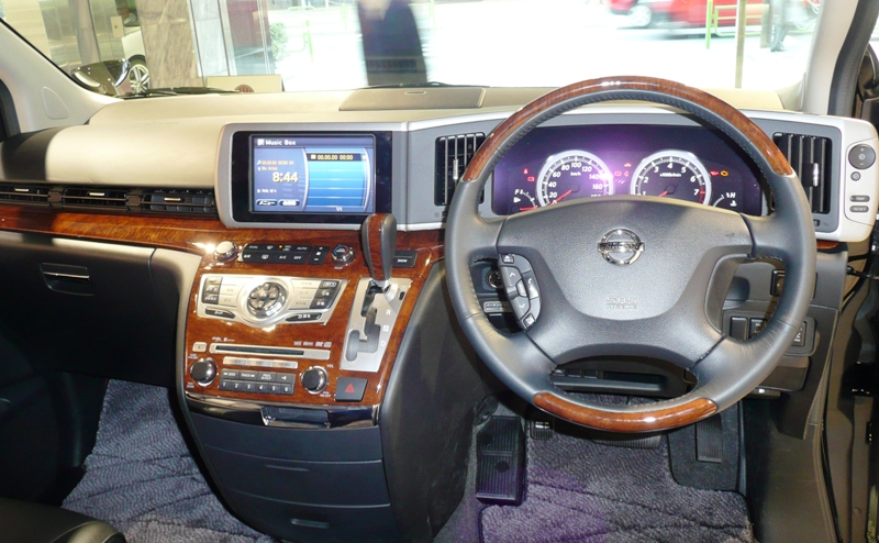 Datei Elgrand 2007interior Jpg Wikipedia