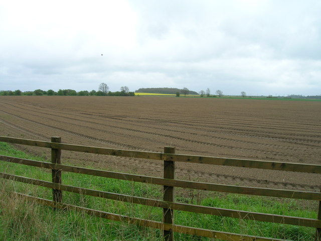 File:Farmland off Maerham Lane - geograph.org.uk - 2922750.jpg