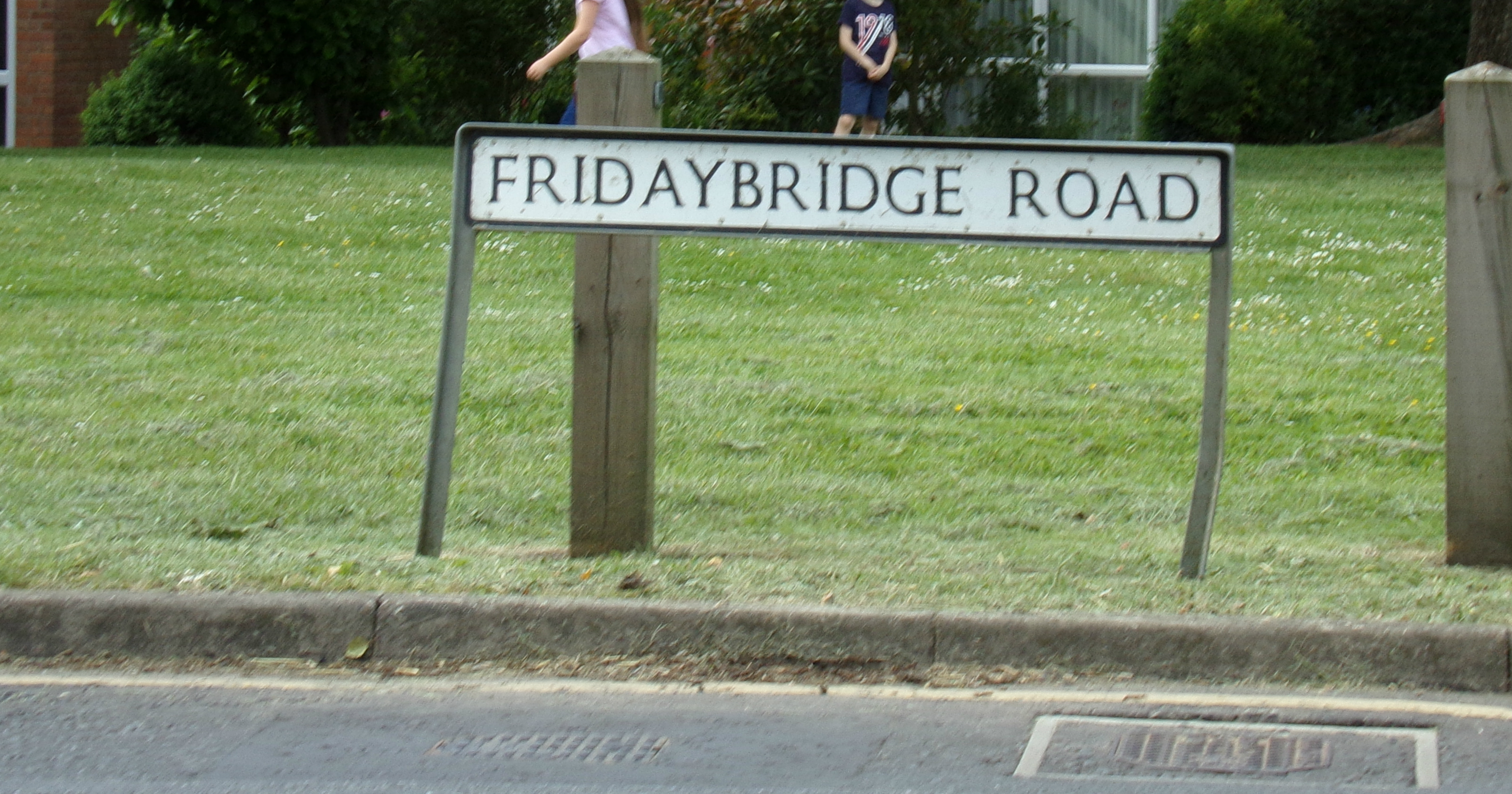 Fridaybridge_Road_sign_-_geograph.org.uk