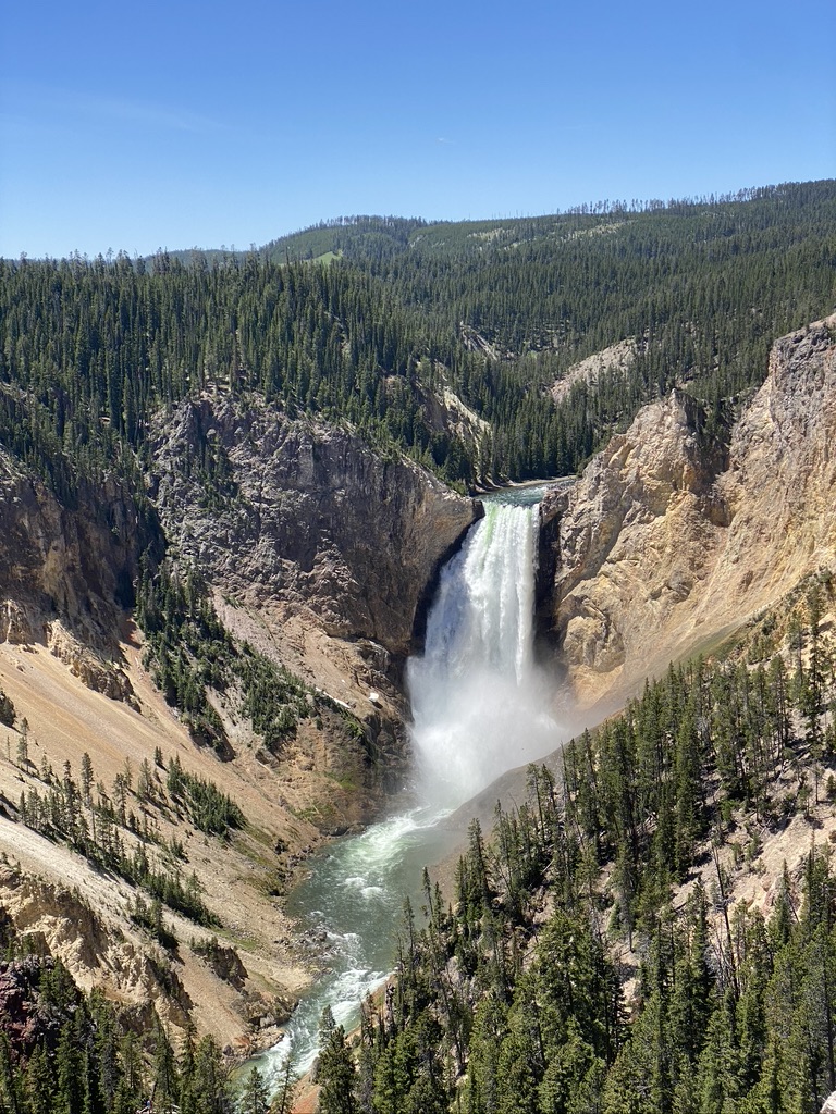 How Big Is Yellowstone National Park?  
