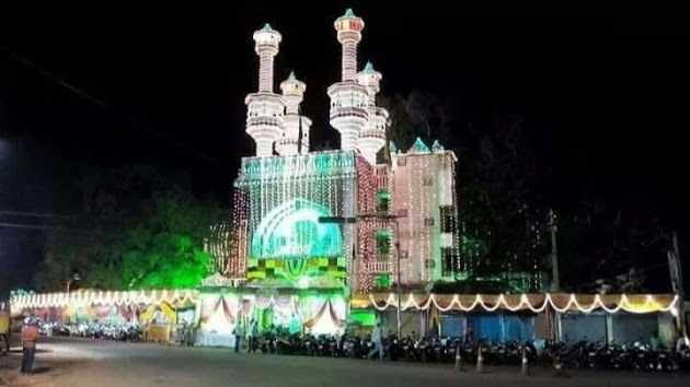 File:Hazrath Sayed Fatehshawali RH Dargah.jpg