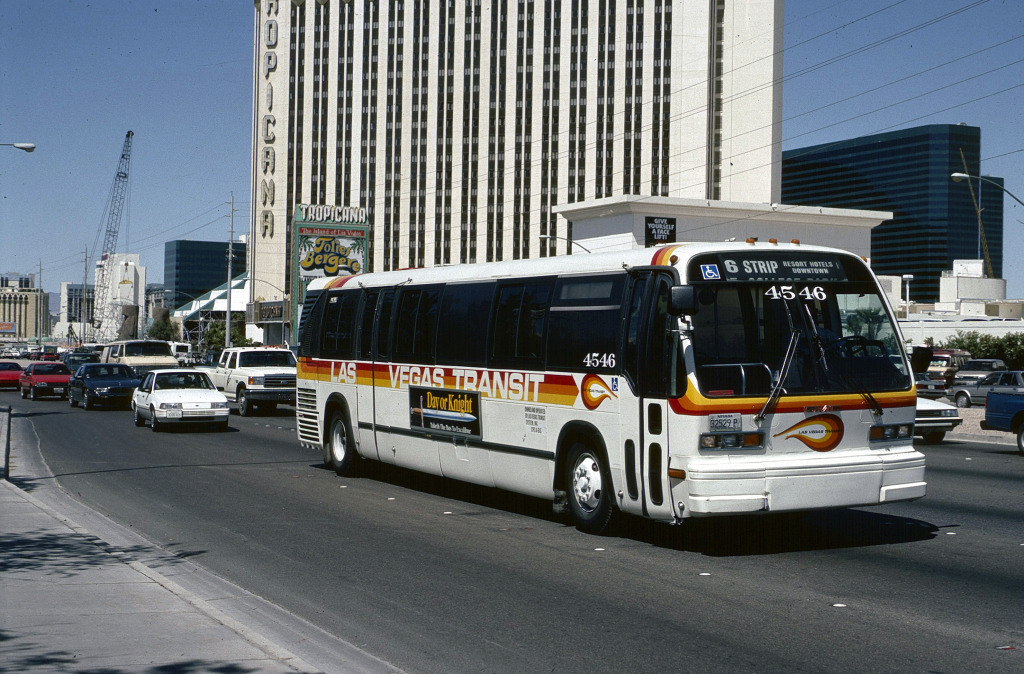 File:Las Vegas Transit GMC RTS 4546.jpg - Wikipedia.