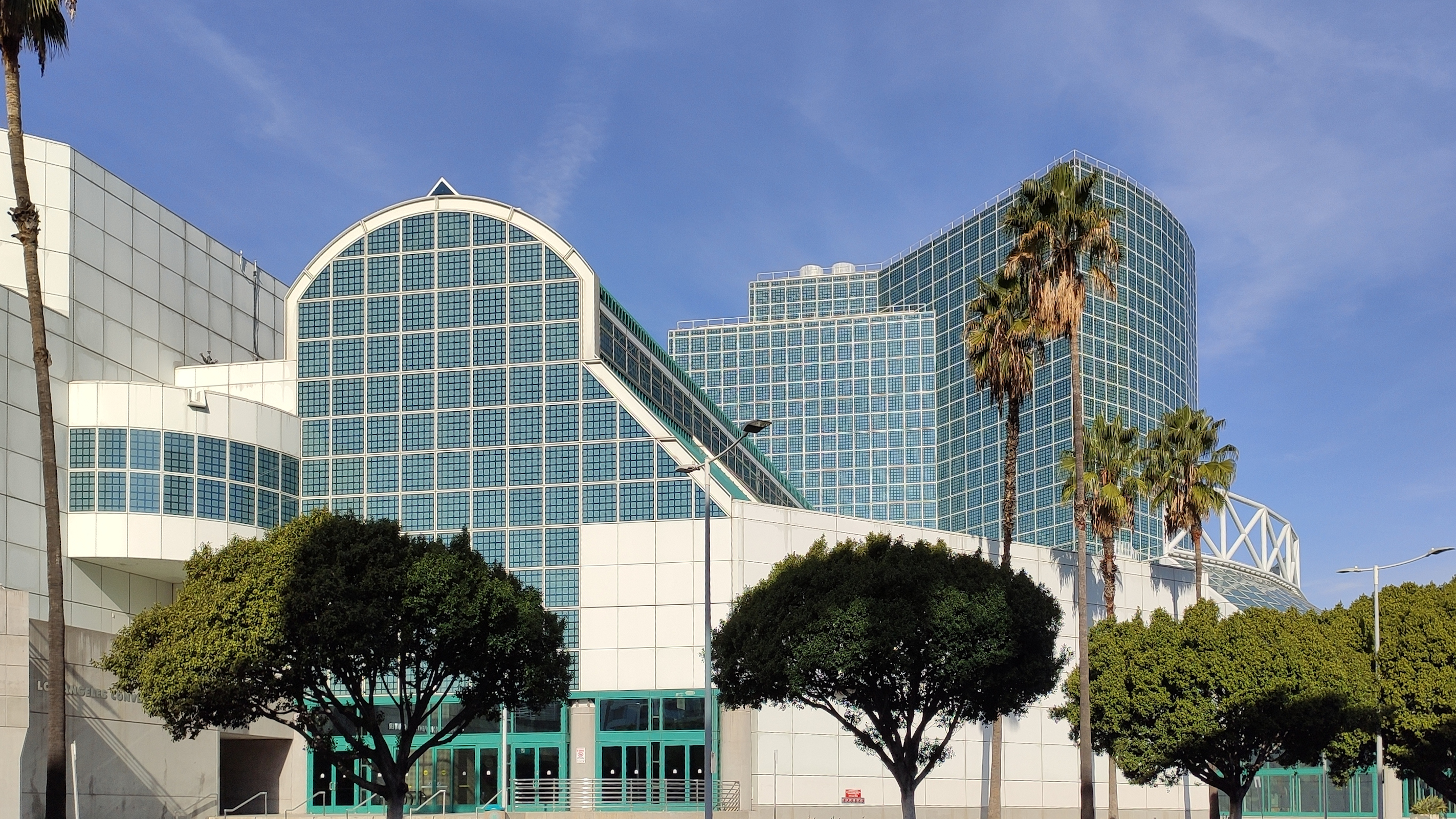 A2 center. Конференц-центр в центре Лос-Анджелеса. Los Angeles Convention Center. Los Angeles Convention Center inside. Conference Centre of los Angeles.