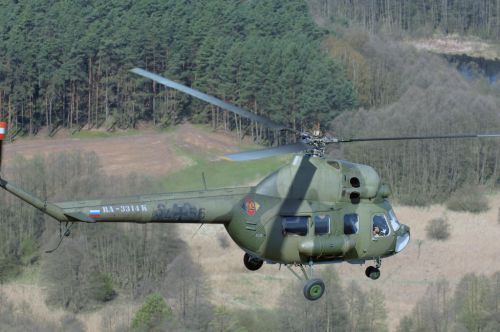 File:MI-2 Helikopter.jpg