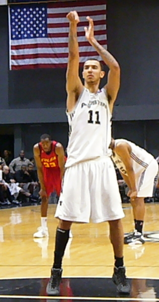 <span class="mw-page-title-main">Marcus Williams (basketball, born 1986)</span> American basketball player