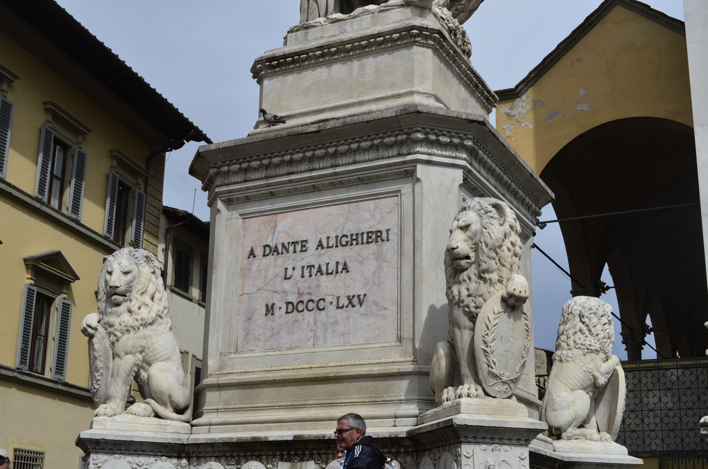 File Monument to Dante Alighieri Florence lions.jpg Wikimedia