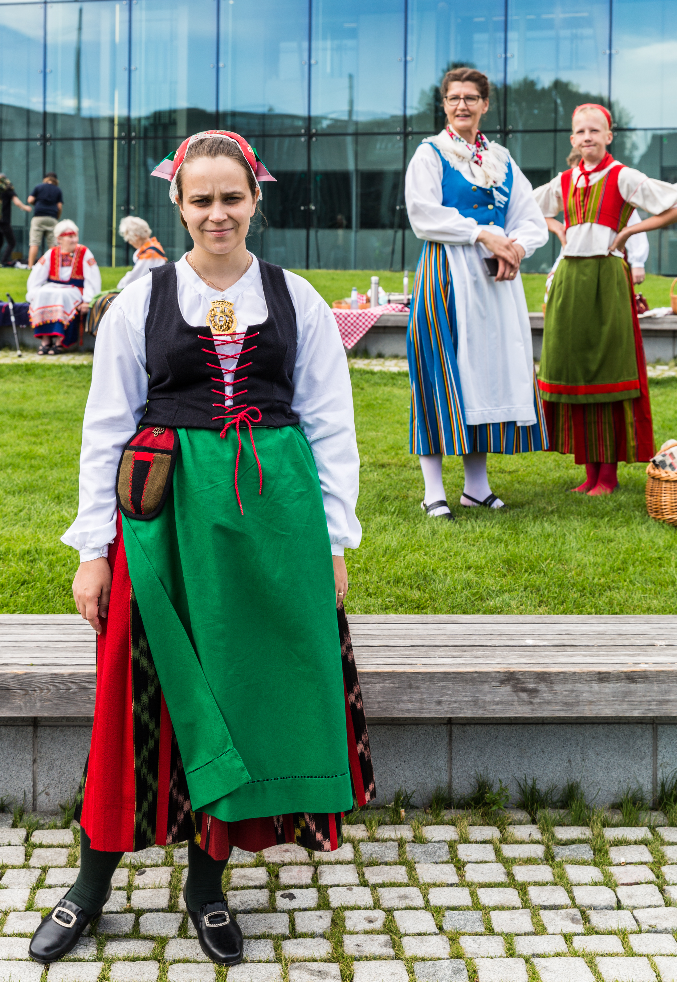 File:National Costumes Finland 02.jpg - Wikimedia Commons