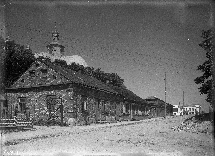 File:Pinsk, Stolinskaja-Nabiarežnaja. Пінск, Столінская-Набярэжная (1925).jpg