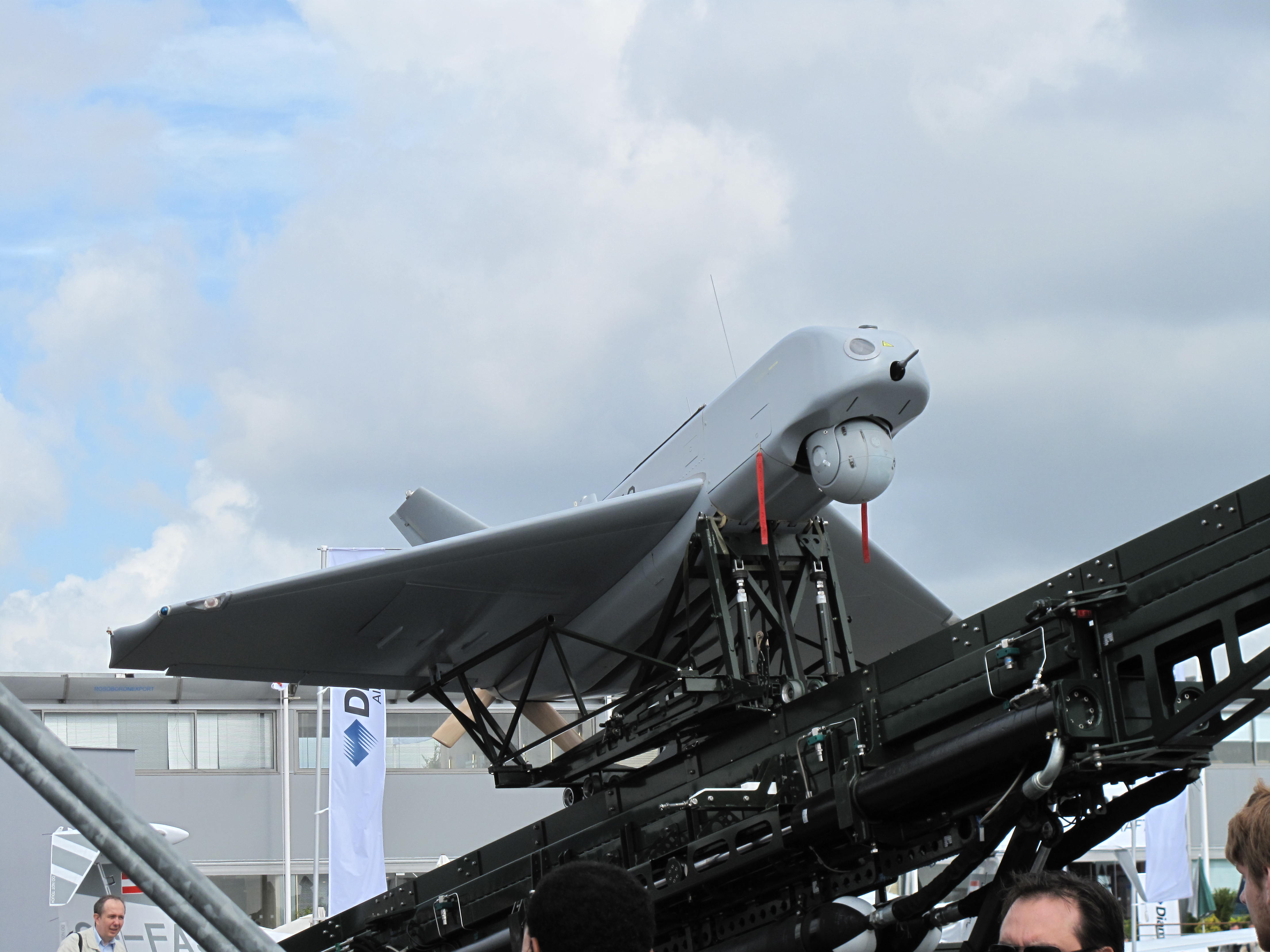 Paris Air Show 2009.jpg - Wikimedia Commons