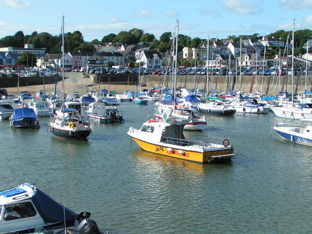 Saundersfoot harbour - geograph.org.uk - 2527692