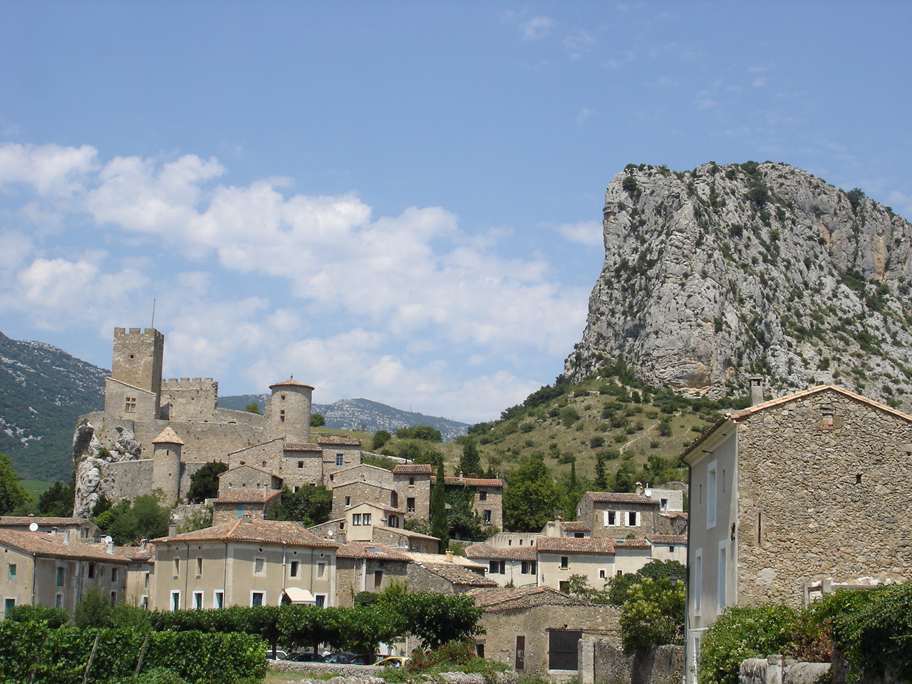 Saint-Jean-de-Buèges - Wikipedia