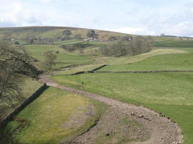 File:The dried up Mohope Burn - geograph.org.uk - 1288208.jpg