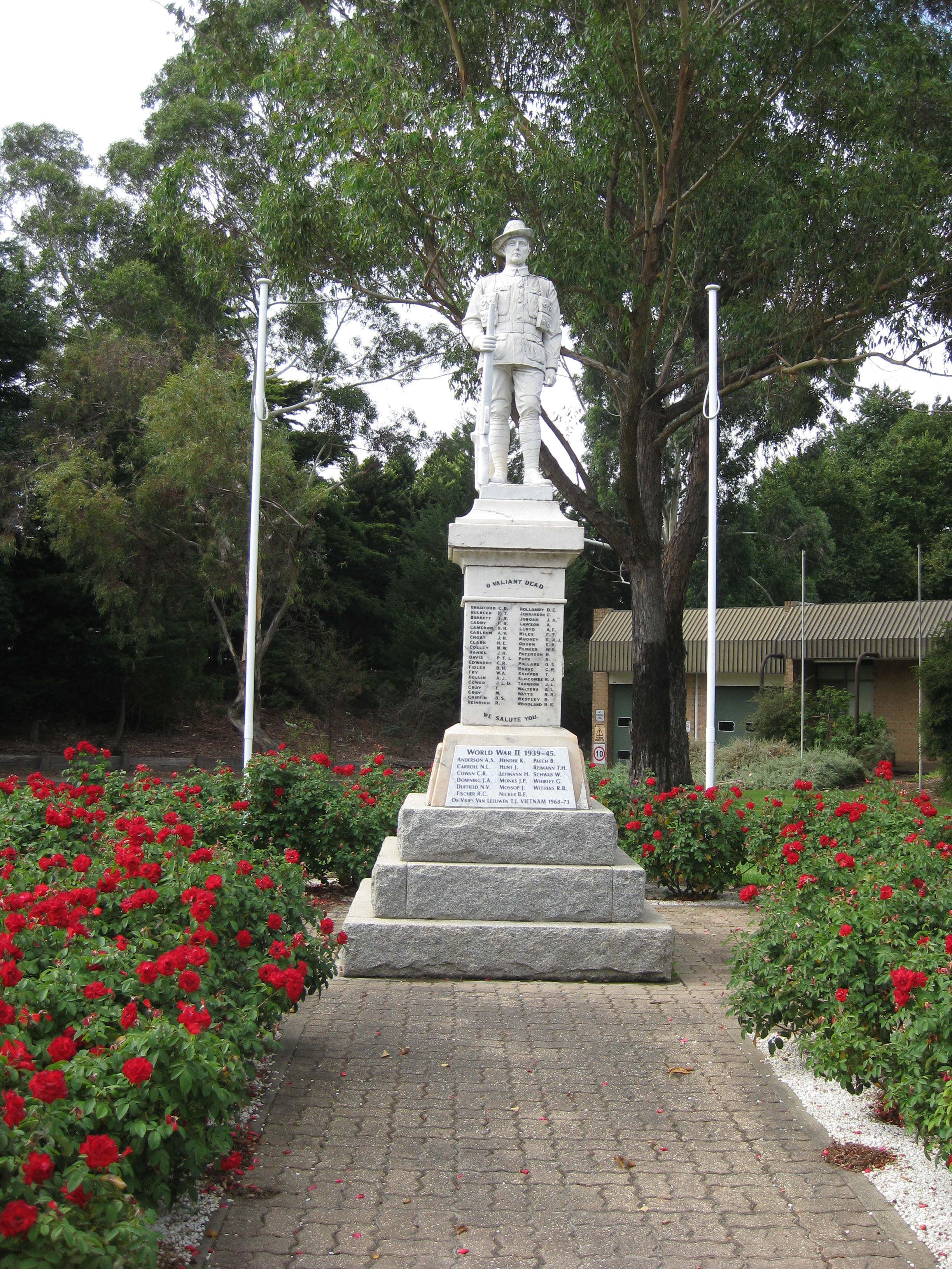 File War memorial Mt Barker 1.JPG Wikimedia Commons