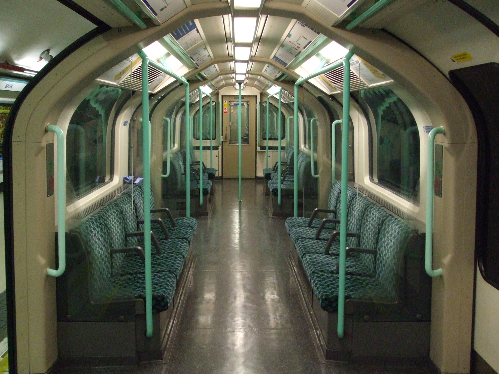 Waterloo & City line - Wikipedia