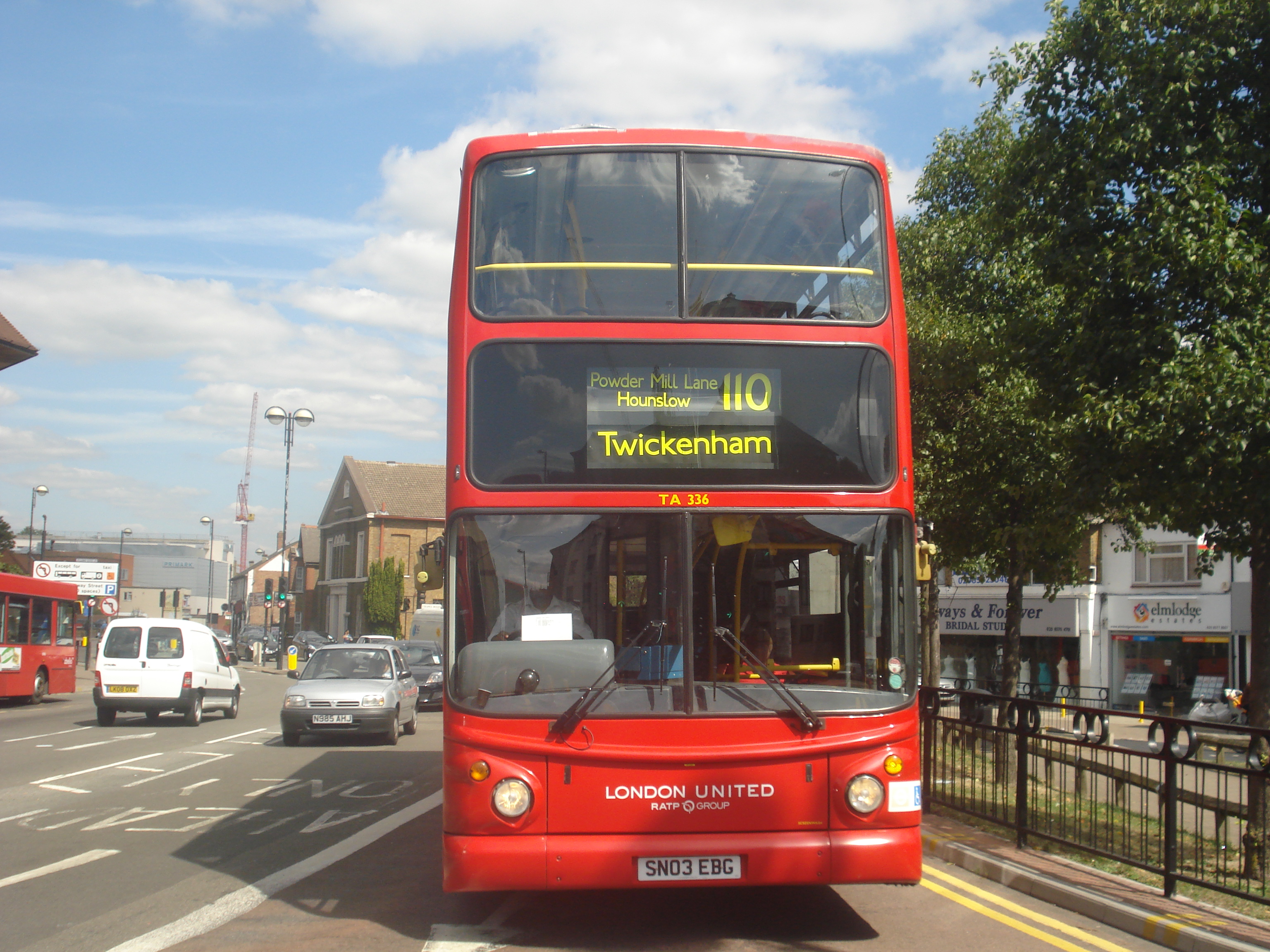 File:Au Morandarte Flickr London United TA336 on Route 110, Hounslow  (9562282563).jpg - Wikimedia Commons