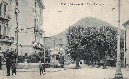 File:Cava de Tirreni - Via Ferrovia.jpg