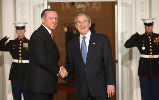 File:Erdoğan with Bush at White House.jpg