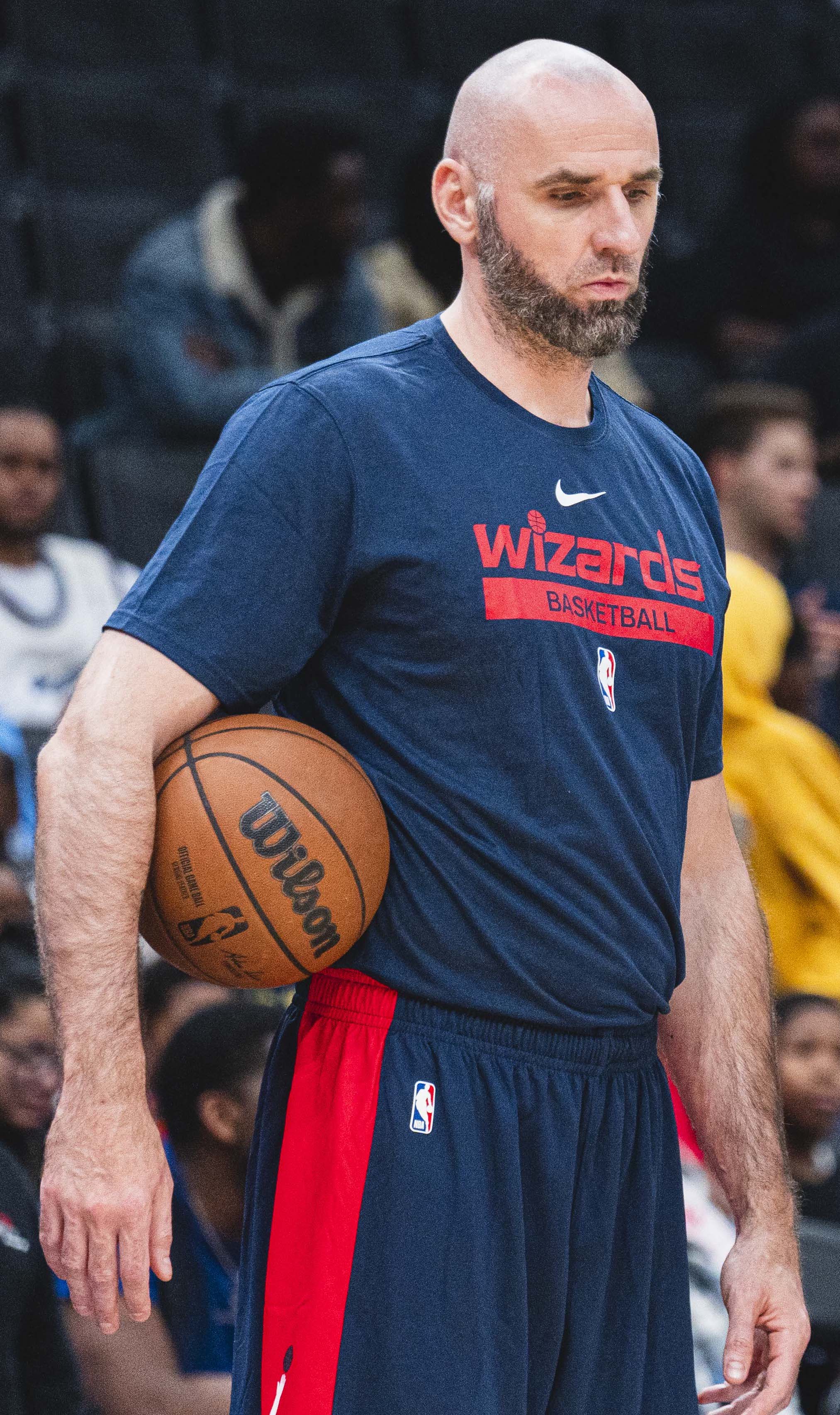 Robin Lopez - Wikipedia