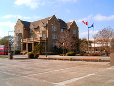 Ficheiro:Government House of Alberta.jpg