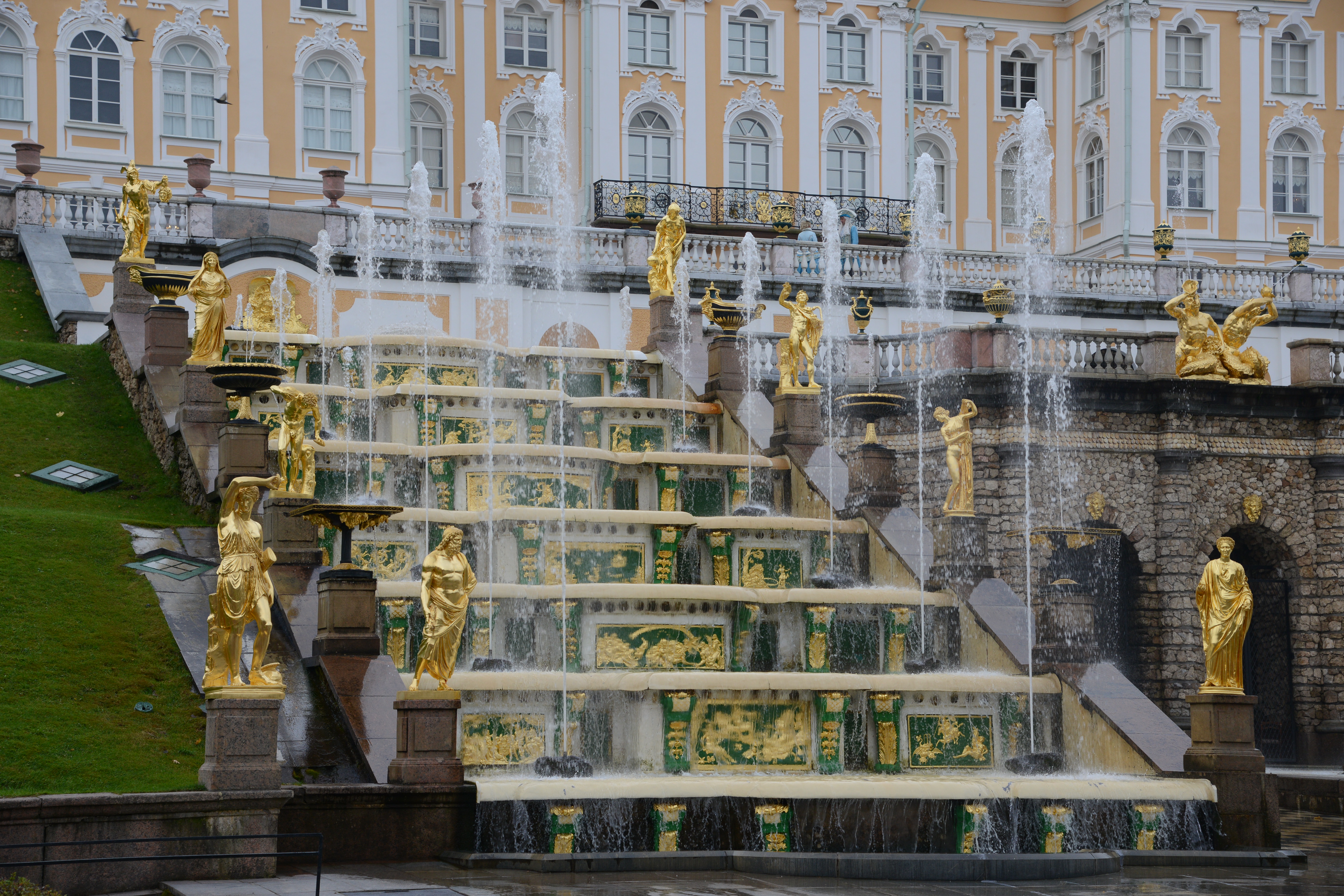 фонтаны петергофа в санкт петербурге