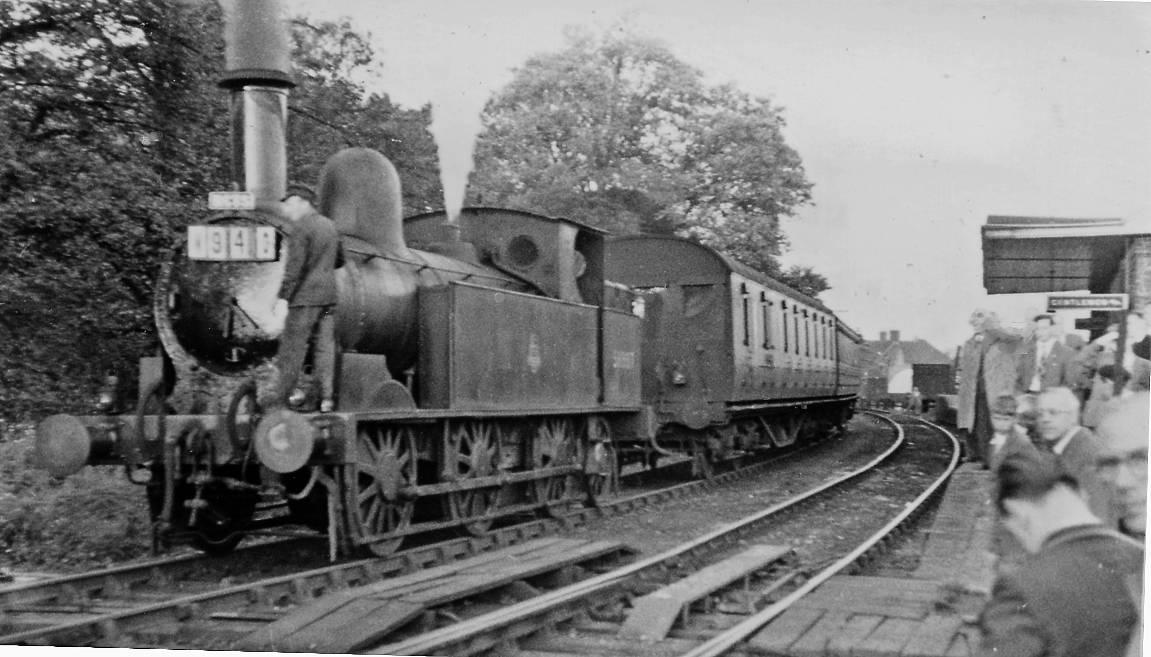 Newport Pagnell railway station