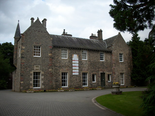 File:Old Gala House, Galashiels - geograph.org.uk - 934771.jpg