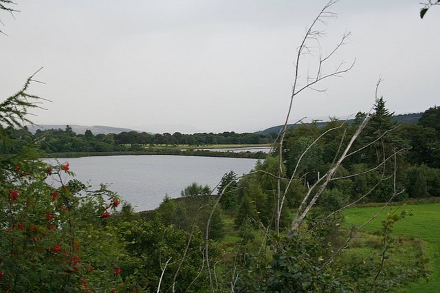 File:Railway running from Easter Fearn Point to Wester Fearn Point. - geograph.org.uk - 232748.jpg