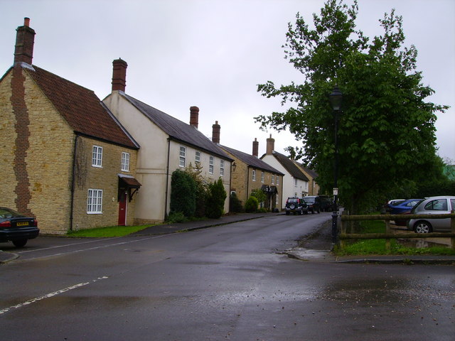 File:Row of cottages in Broadwindsor - geograph.org.uk - 466542.jpg