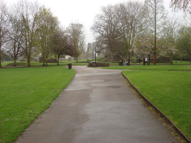 File:The Abbey Gardens - geograph.org.uk - 1263266.jpg