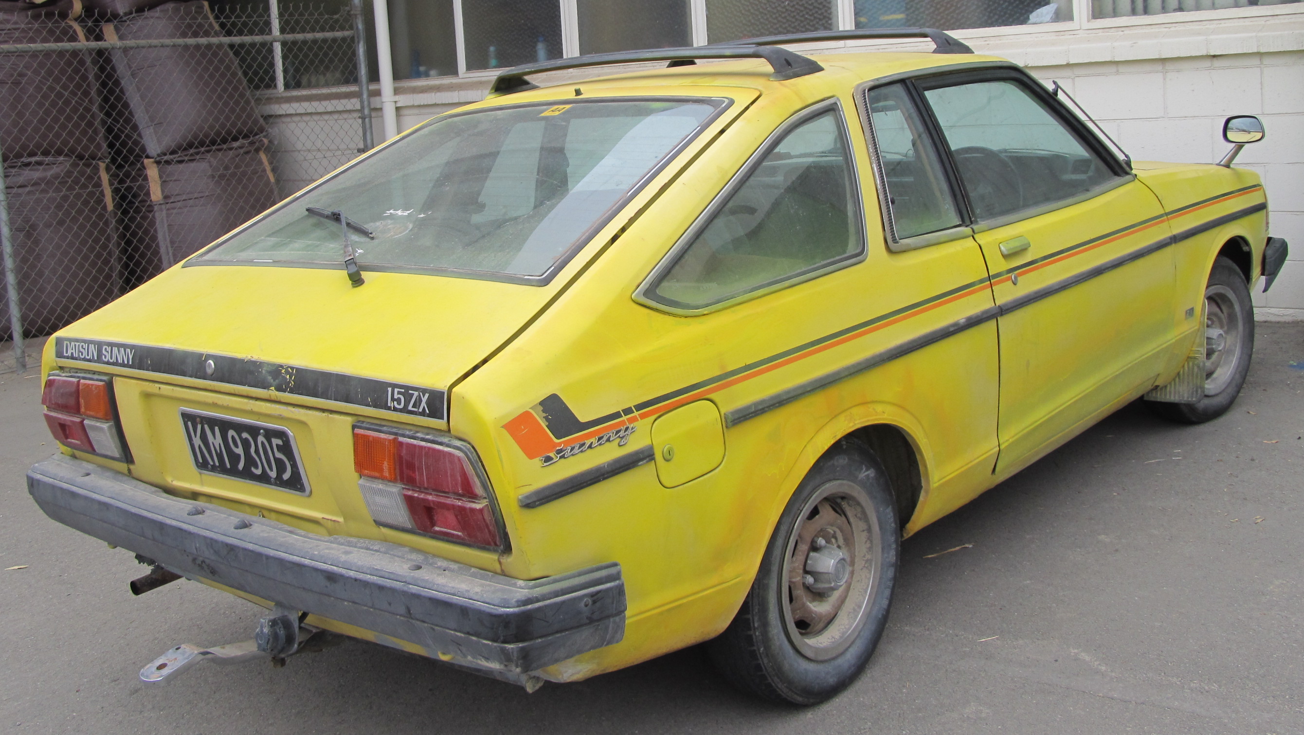 File:1982 Datsun Sunny 1.5 ZX Coupe (7231156502).jpg - Wikipedia