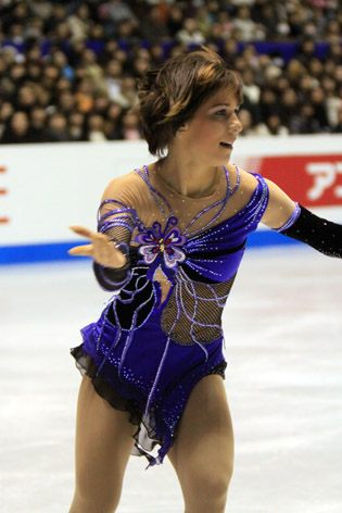 File:2009 GPF Seniors Ladies - Alena LEONOVA - 9130a.jpg