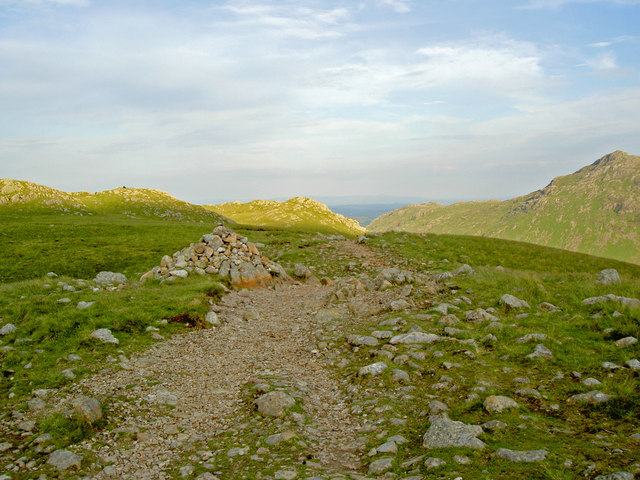 File:A cairn on the path on Earing Crag - geograph.org.uk - 872247.jpg